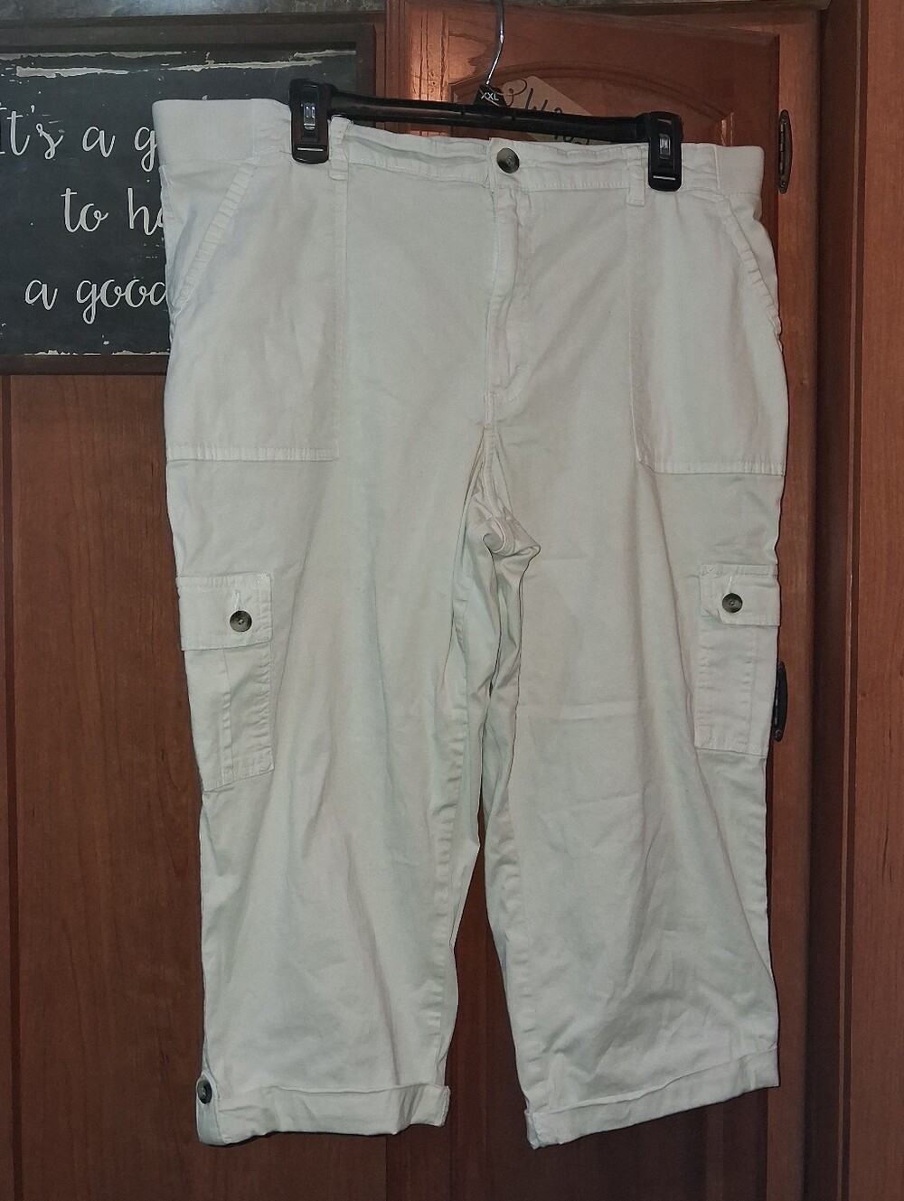 Lee White Cargo Capris Summer Vacation Size 18